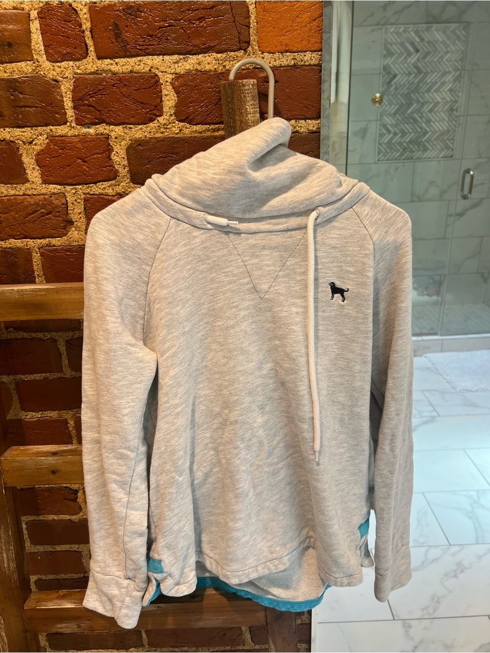 The Black Dog Mockneck